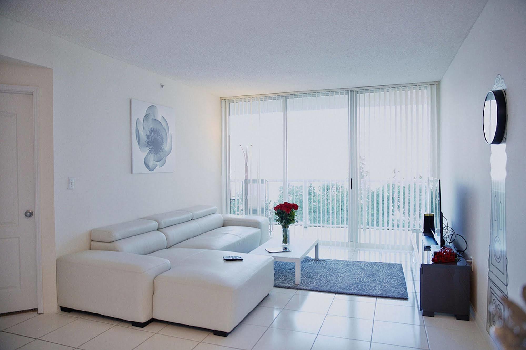 Great Miami Vacations Hotel Sunny Isles Beach Eksteriør billede